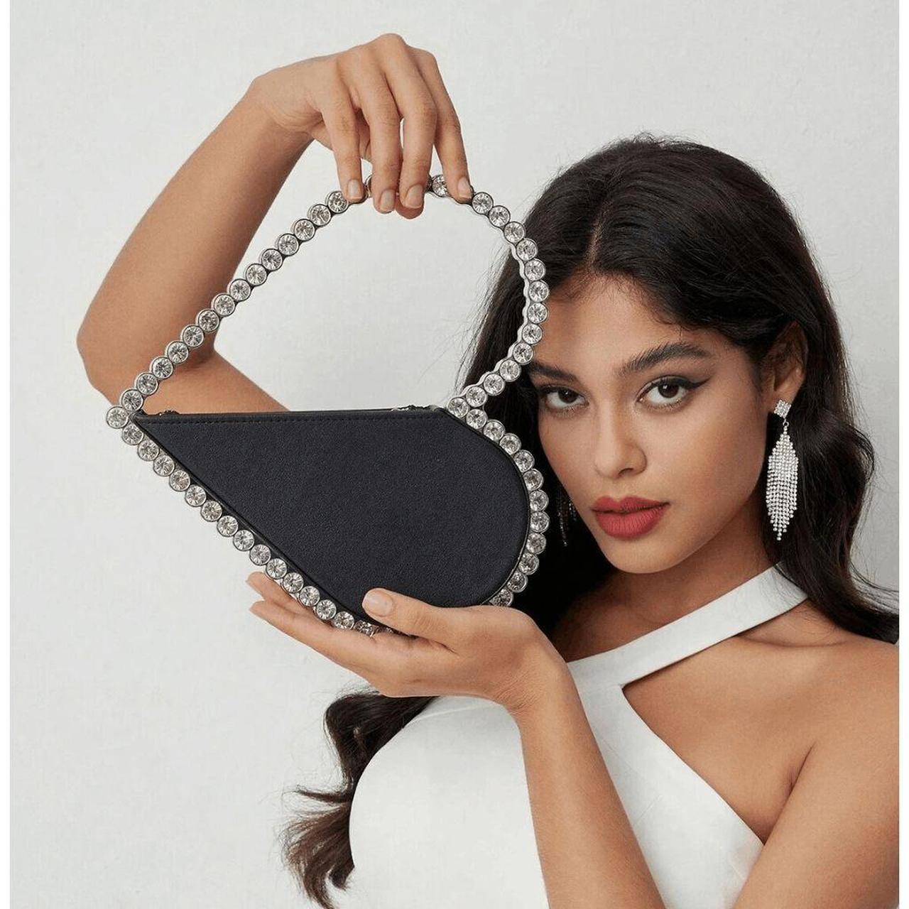 Amouré - The Heart Evening Clutch